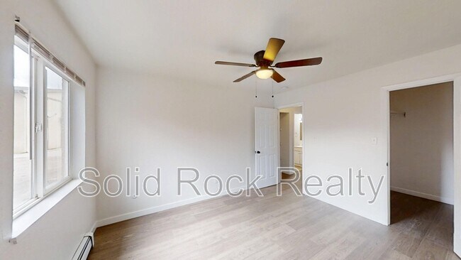 Foto del edificio - 3014 Mallard Dr