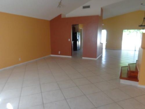 Building Photo - 5161 Willow Pond Rd W