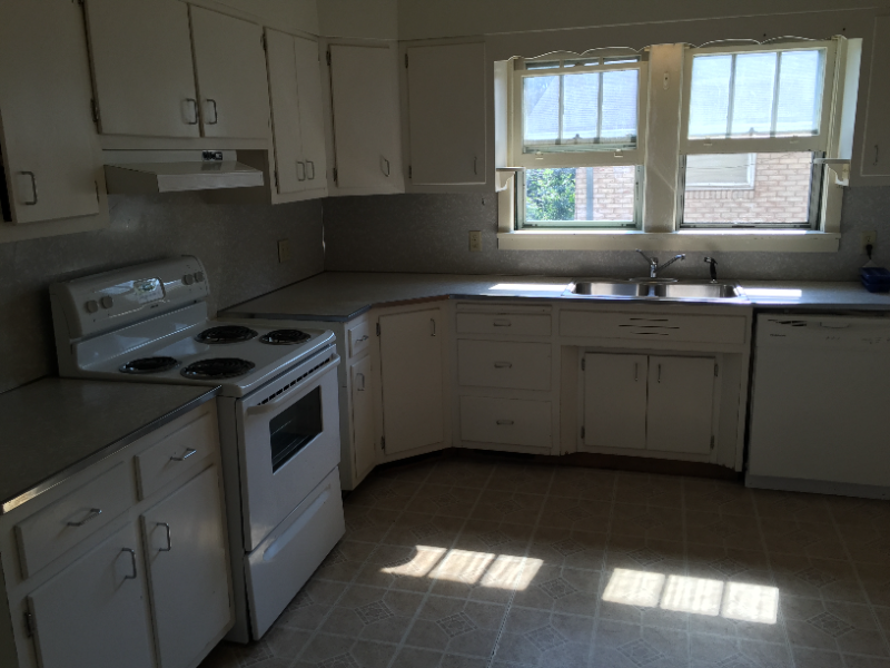 Primary Photo - 403 Keller St