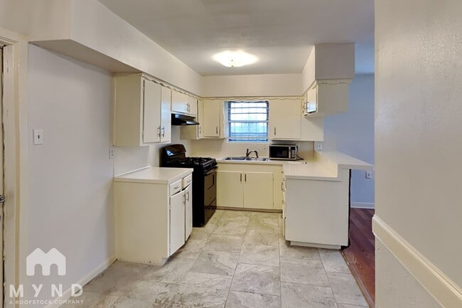 Foto del edificio - 4310 Boynton Dr