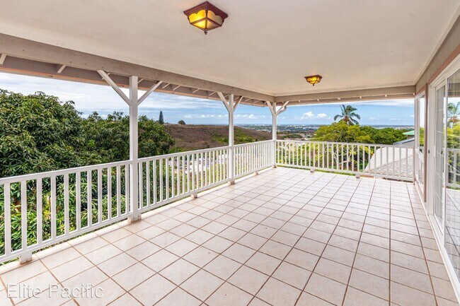 Foto del edificio - 6 br, 2.5 bath House - 99-663 Aiea Heights Dr