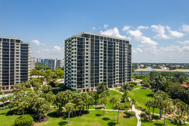 Rear of Building - Vanderbilt Gulfside II