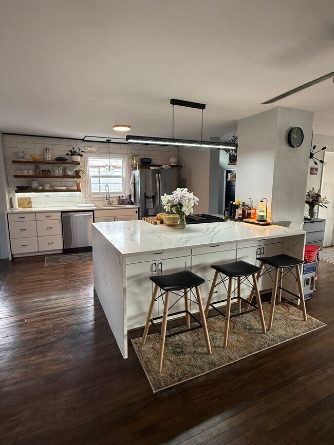 Foto del edificio - 3616 Lyndale Ave S