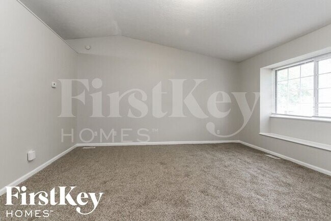 Building Photo - 2808 Grassy Creek Drive