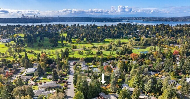 Foto del edificio - Quintessential Northwest Contemporary Living