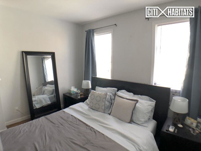 Foto del edificio - 1010 Hancock St