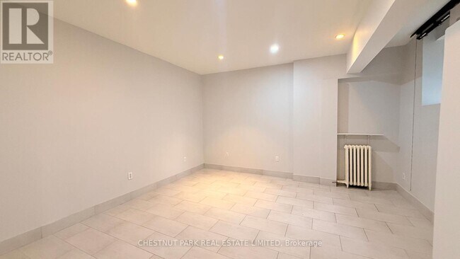 Photo du bâtiment - 342 Jarvis St