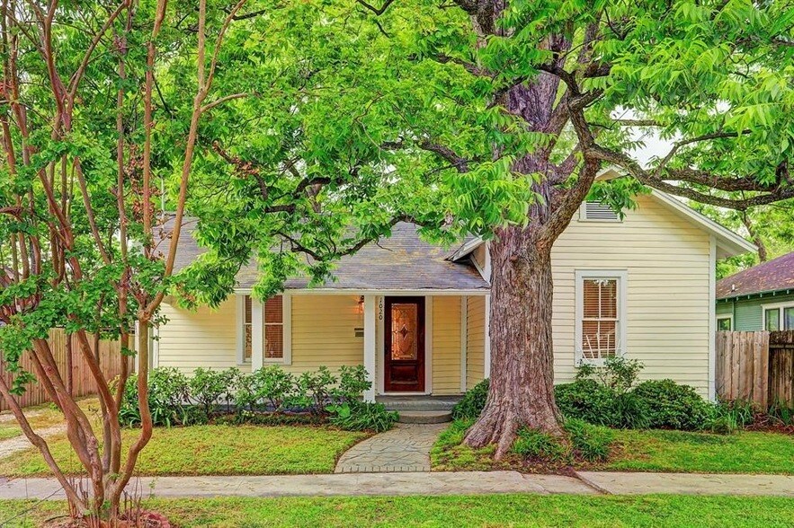 Foto principal - 1020 Louise St