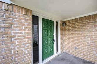 Building Photo - 7111 Halfpenny Rd