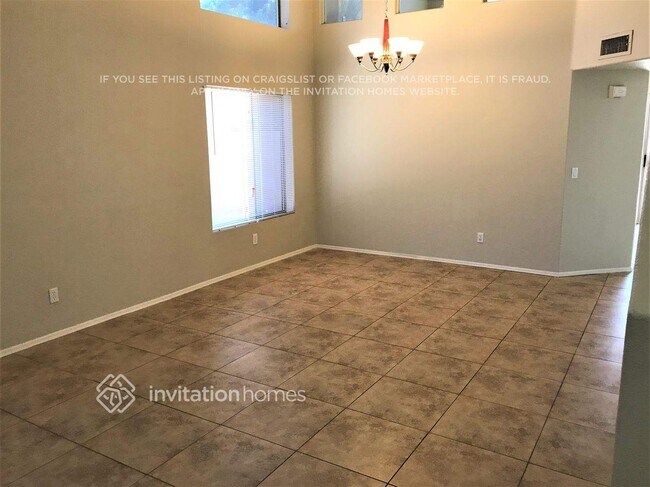 Foto del edificio - 9318 N 85th Dr