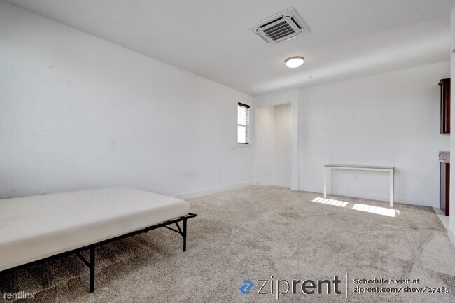 Building Photo - Studio, 1 bath House - 1637 Charpak Place,...