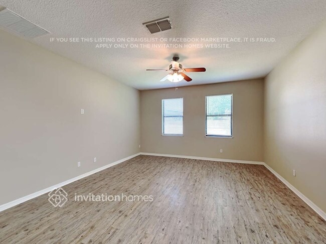 Foto del edificio - 409 Arbor Pointe Ave