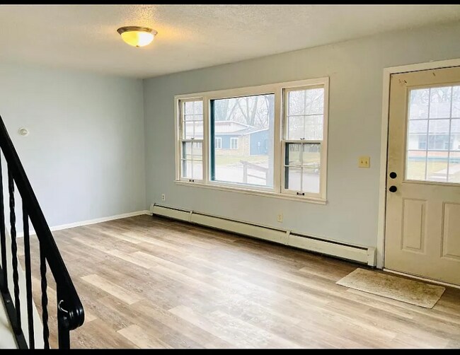 Foto del edificio - 1318 Circle Terrace Blvd NE