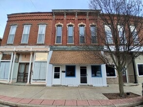 Building Photo - 106.5 E Main St