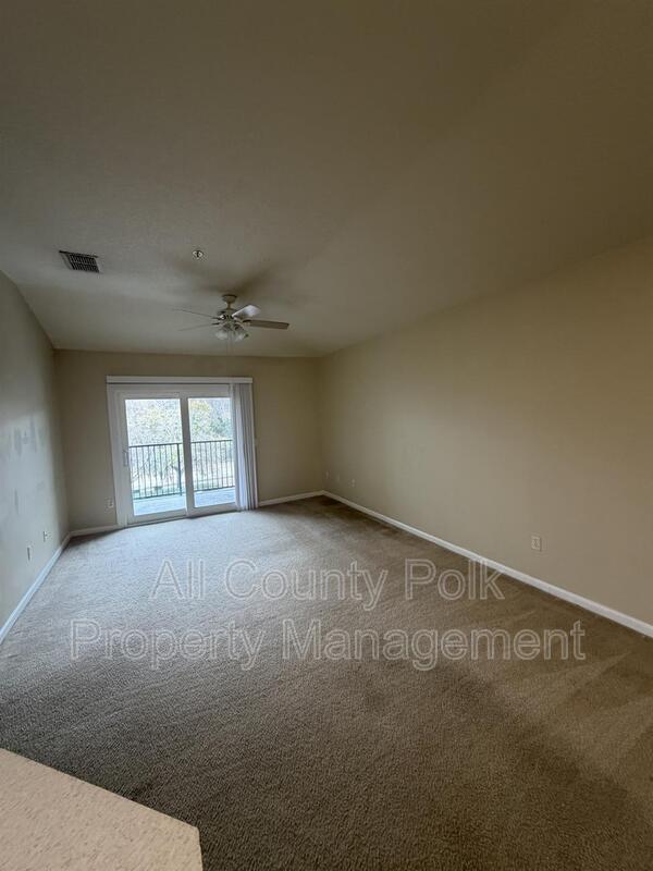 Foto del edificio - 6596 Swissco Dr