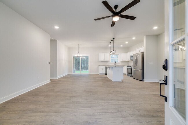 Foto del edificio - Comfortable 3BR/2BA Home in Effingham County – Open Floor Plan