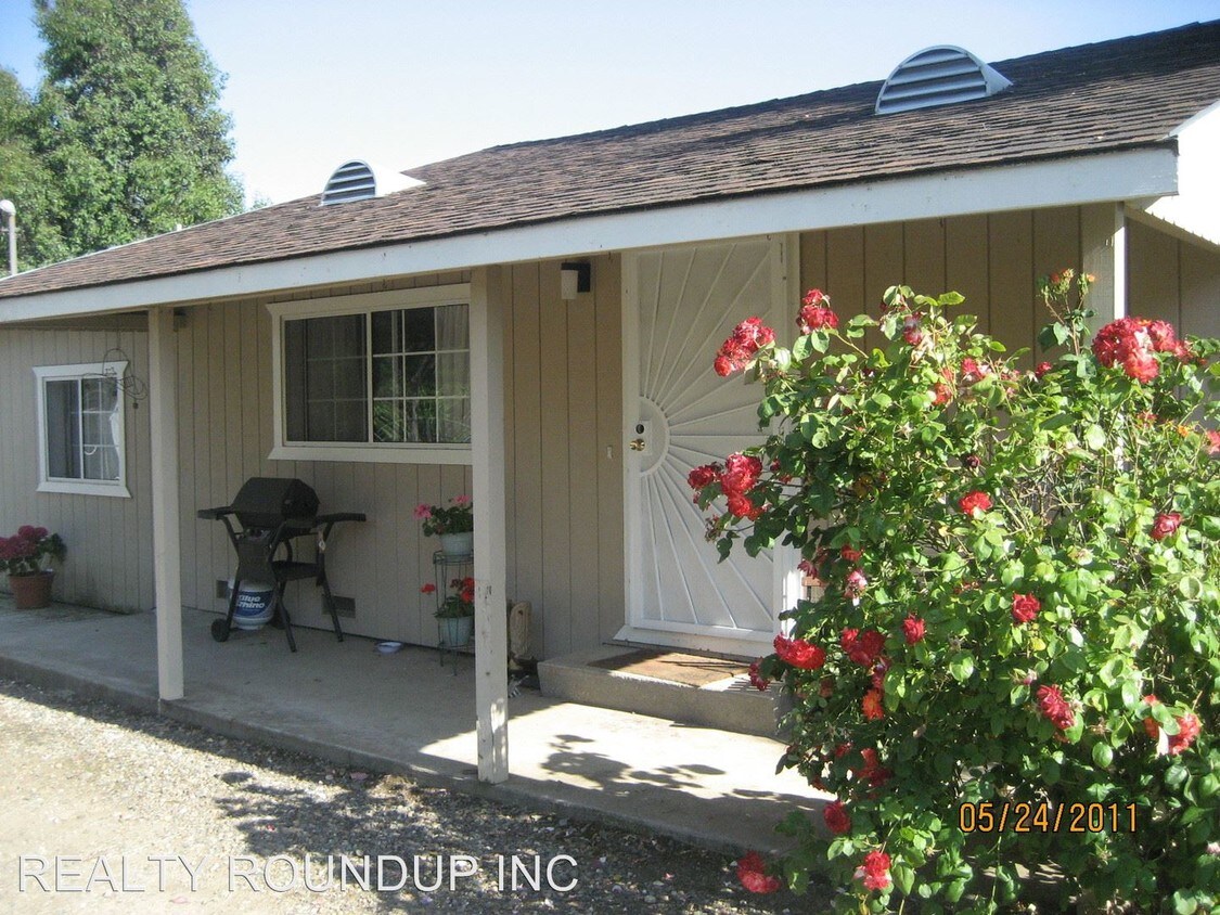 Primary Photo - 10491 Alta Mesa Rd