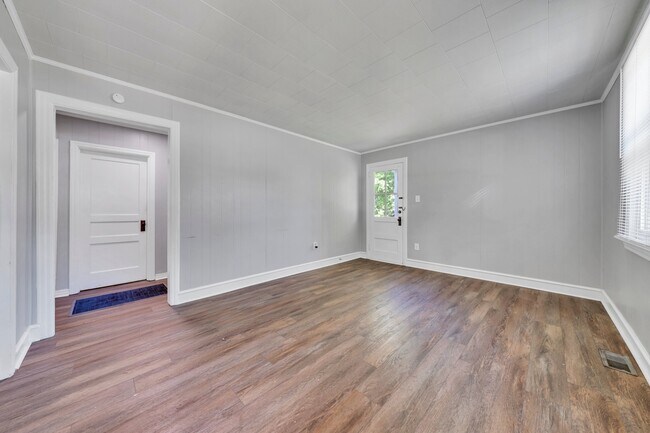 Foto del edificio - 1142 Sylvan Ave