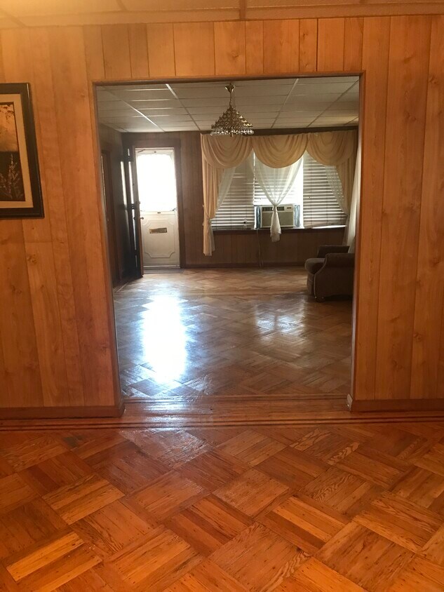 Foto principal - 444 84th St