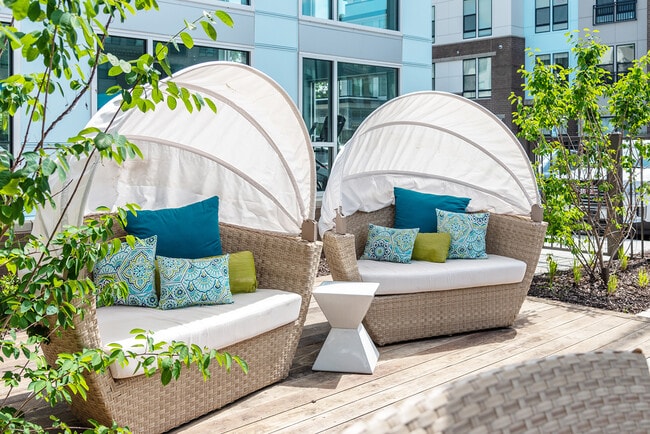 Building Photo - Lumen Apartments