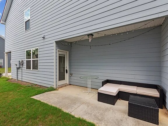 Building Photo - 1828 Laurel Green Way