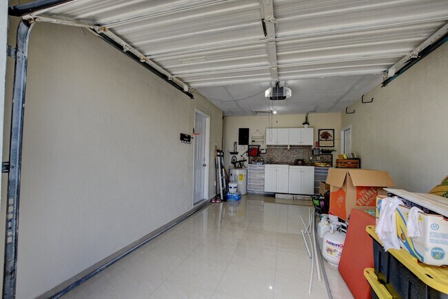 Foto del edificio - 806 SW 5th Ave