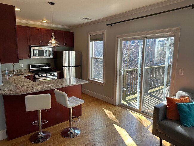 Foto del edificio - 37 I St