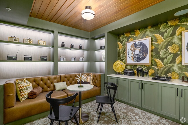 Music Lounge - Sinclair at Palm Pointe