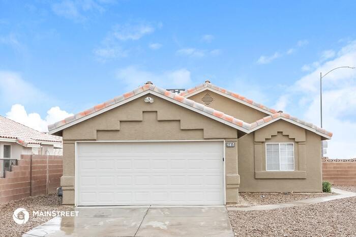 Primary Photo - 2235 Shatz ST, Las Vegas, NV 89156