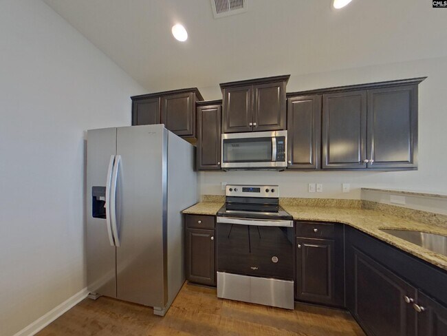 Foto del edificio - 926 Dawsons Park Wy