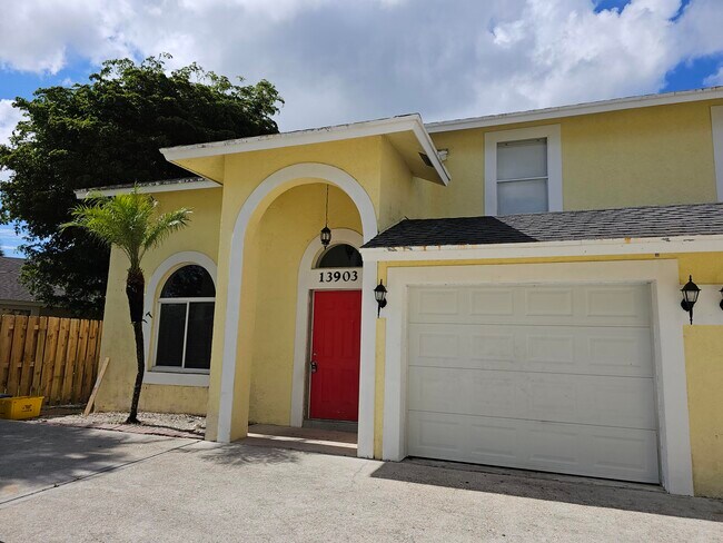 Building Photo - 13903 Folkestone Cir