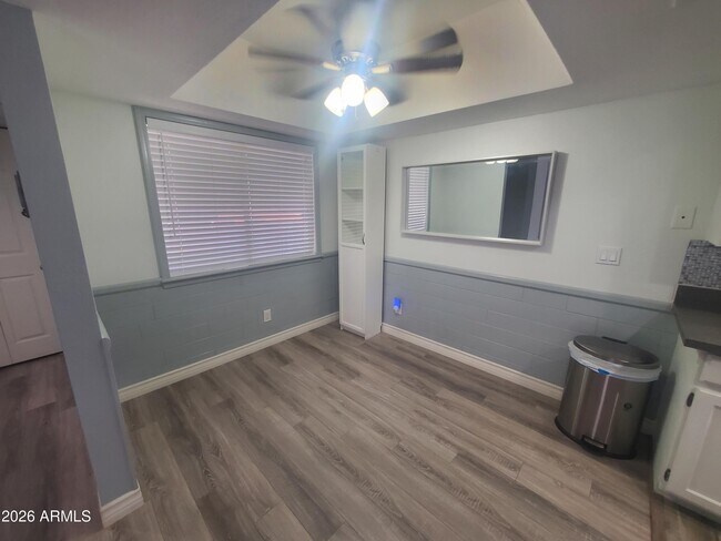 Building Photo - 520 N Stapley Dr