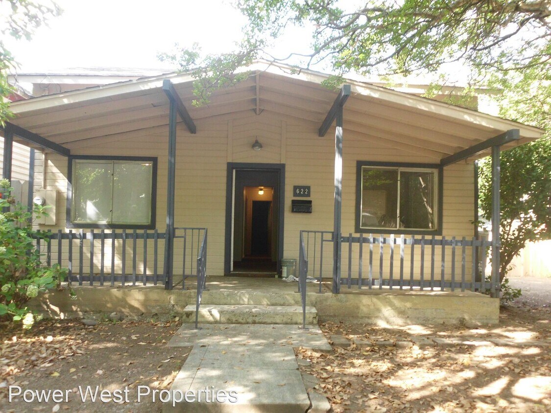 Primary Photo - 4 br, 1 bath House - 622 Hazel St.
