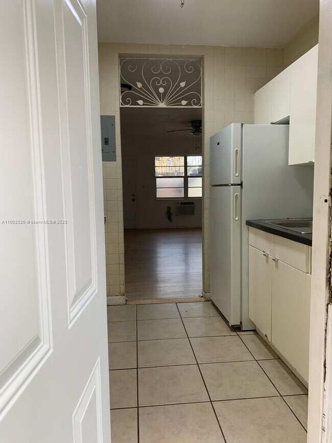Foto del edificio - 17051 NE 23rd Ave