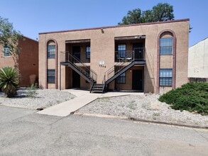 Building Photo - 3509 Tulane Dr NE