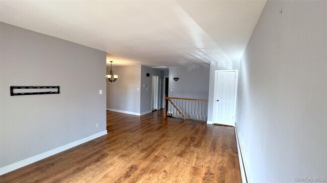 Building Photo - 62-43 69th Pl