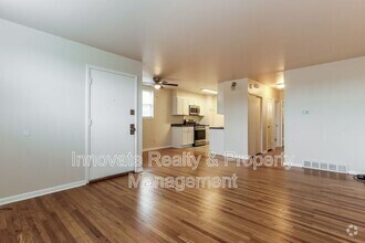 Building Photo - 8520 Verree Rd