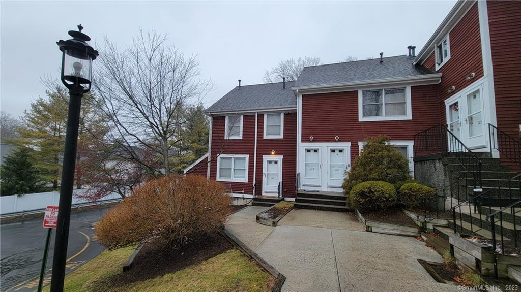 7 Dean St Unit 1102, Danbury, CT 06810 Condo for Rent in Danbury, CT