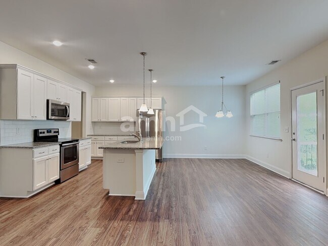 Foto del edificio - 134 McBee St