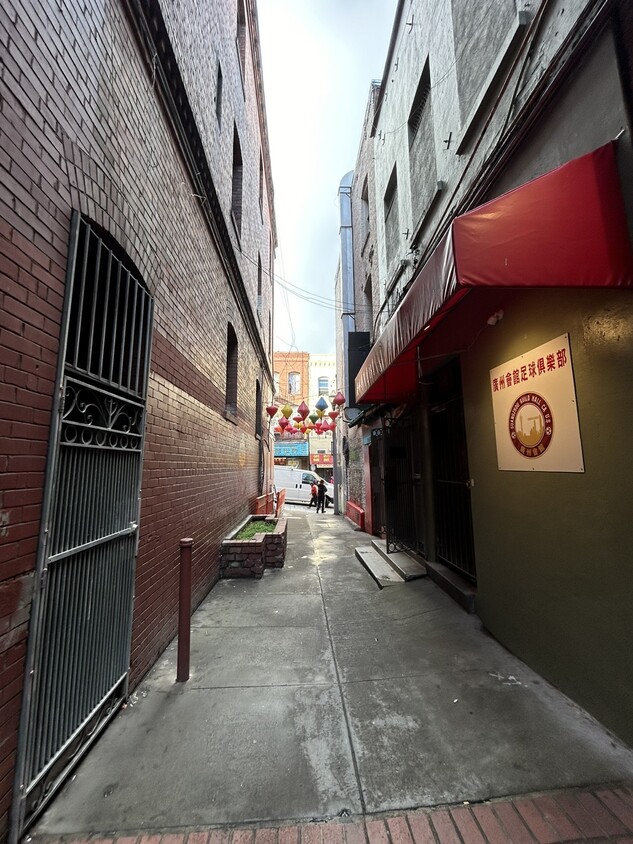 Foto principal - 1BD/1BA in Central Chinatown/FiDi Location