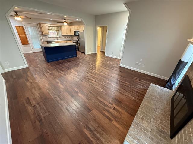 Building Photo - 933 Tupelo Dr