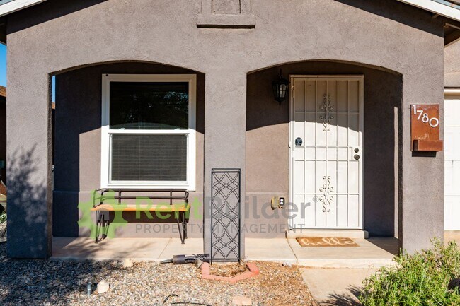 Foto del edificio - CALL US TODAY AT (505) 808-6467 TO SCHEDUL...
