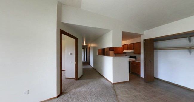 Cocina y pasillo - Chestnut Ridge Apartments