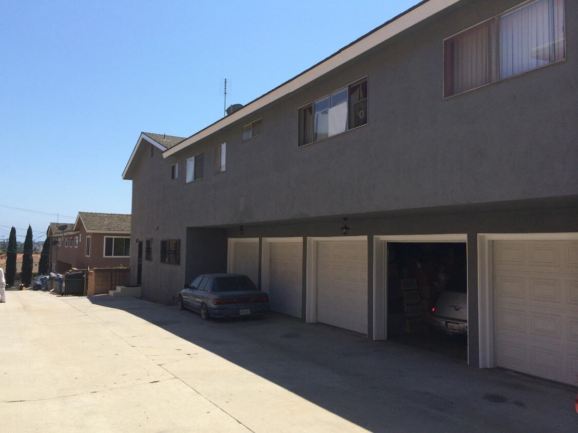 Foto del edificio - 2680 E 19th St