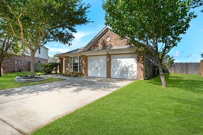 Building Photo - 28139 Canyon Wren Dr