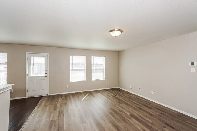 Foto del edificio - 1440 Castle Ridge Rd