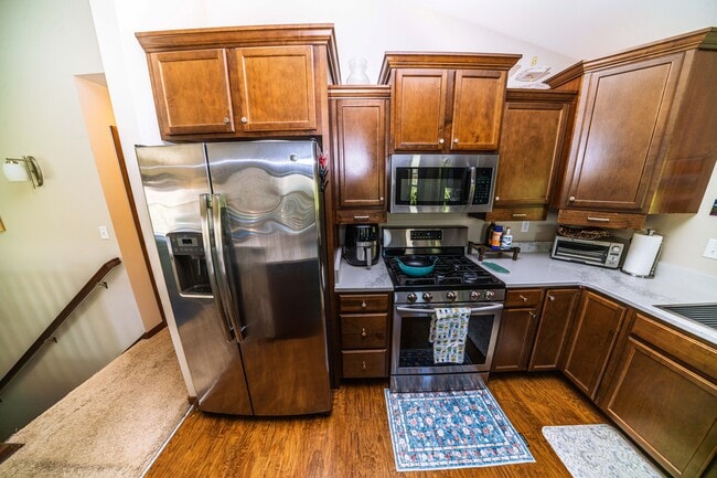 Building Photo - 868 McCollister Ct