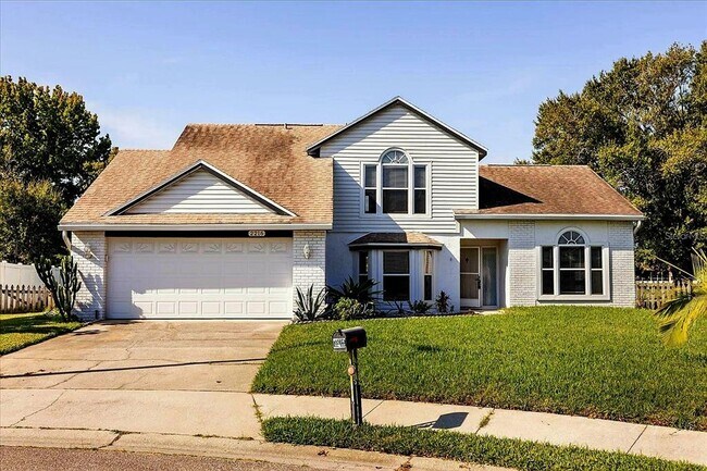 Building Photo - 2216 Thurber Ct