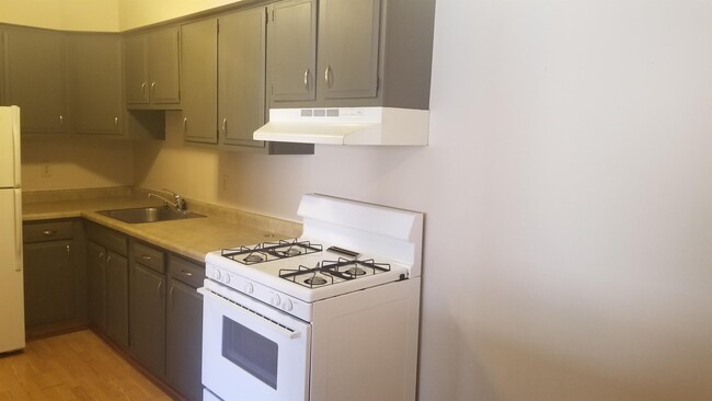 Building Photo - 4623 Wakeley St