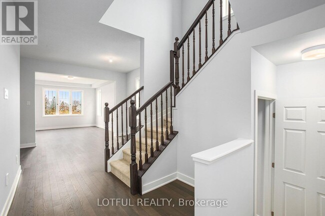 Building Photo - 2104 Winsome Terrace